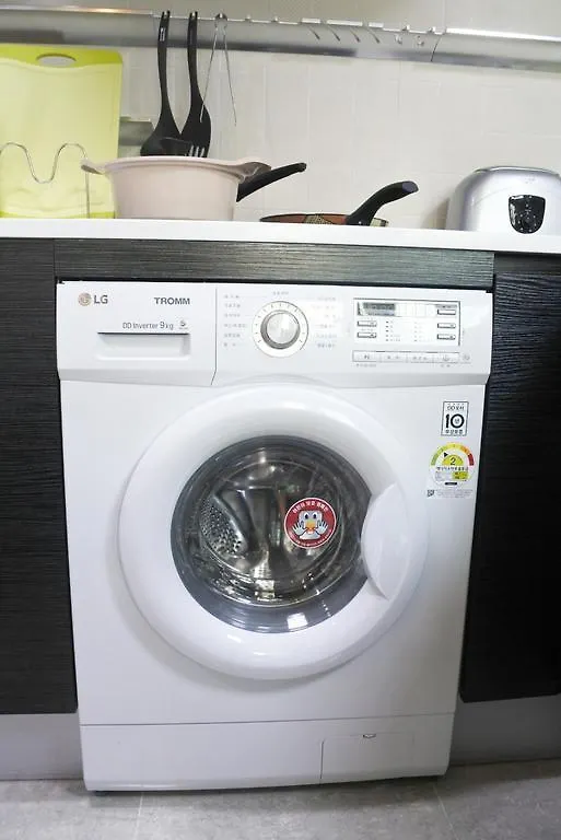Lee & No Guesthouse Hongdae Seoul Guest house